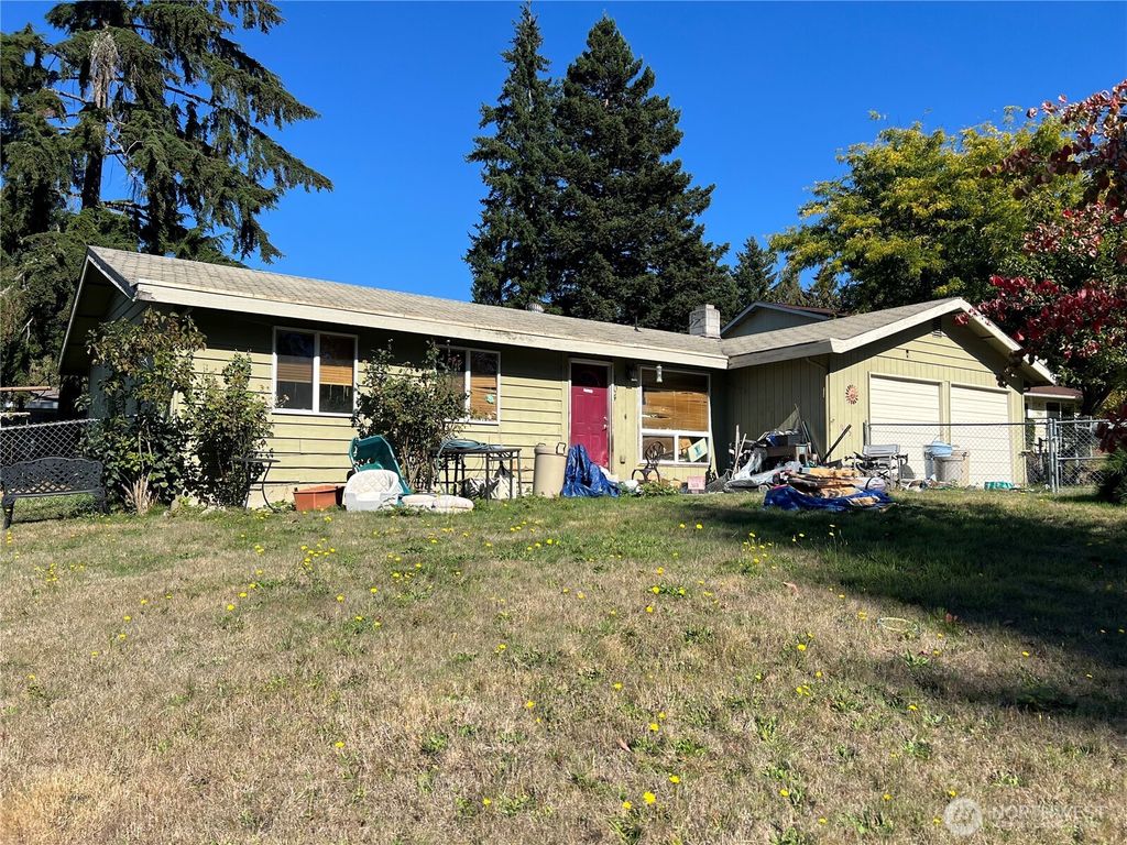 Photo of 704 NE Normandy Drive, Bremerton, WA 98310 (MLS # 2442282)