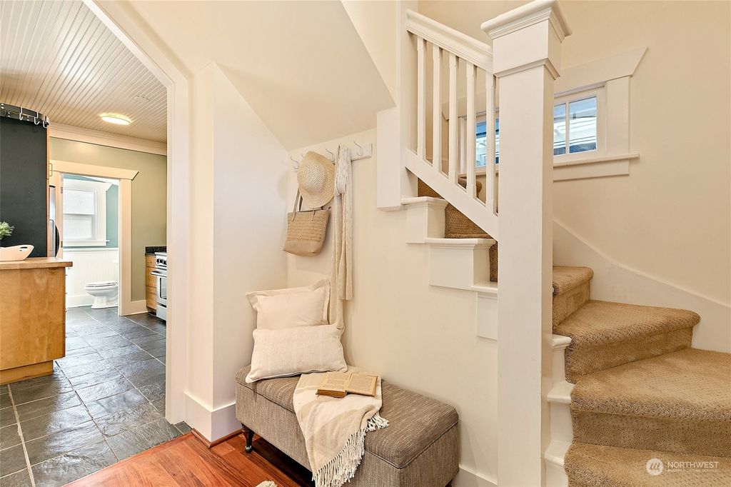 Photo of 6528 Sycamore Avenue NW, Seattle, WA 98117 (MLS # 2285107)