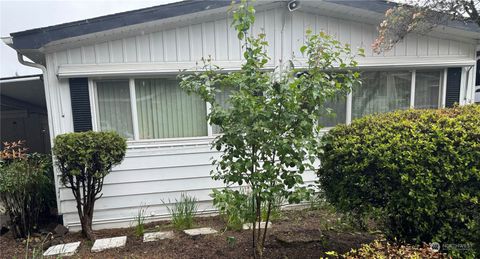 A home in Puyallup