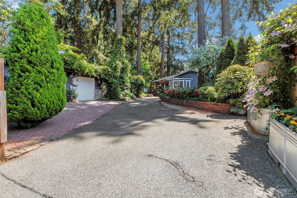 Photo of 8904 Dolly Madison Court SW, Lakewood, WA 98498 (MLS # 2526280)