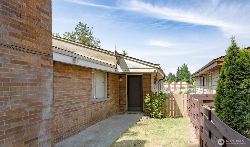 Photo of 13049 35th Avenue NE, Seattle, WA 98125 (MLS # 2400327)