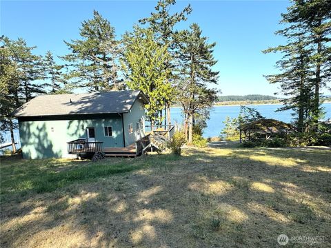 Photo of 497 Chinook Way, Center Island, WA 98261 (MLS # 2430660)