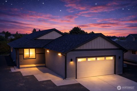 Photo of 332 Cockle Street SW, Ocean Shores, WA 98569 (MLS # 2449057)