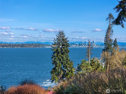 Photo of 7946 Grand Avenue NE, Bainbridge Island, WA 98110 (MLS # 2494665)