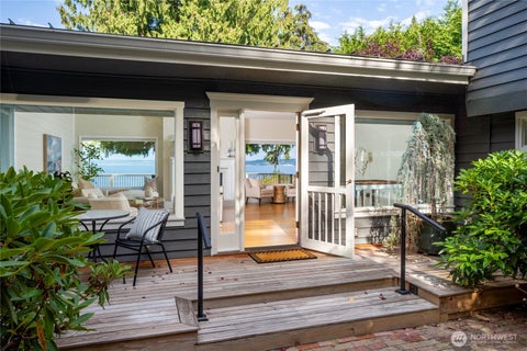 Photo of 7946 Grand Avenue NE, Bainbridge Island, WA 98110 (MLS # 2494665)