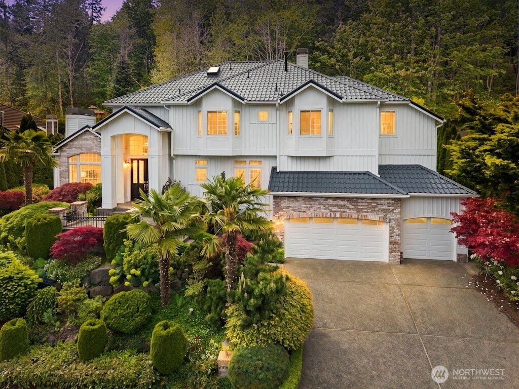 Photo of 6063 156th Place SE, Bellevue, WA 98006 (MLS # 2521489)