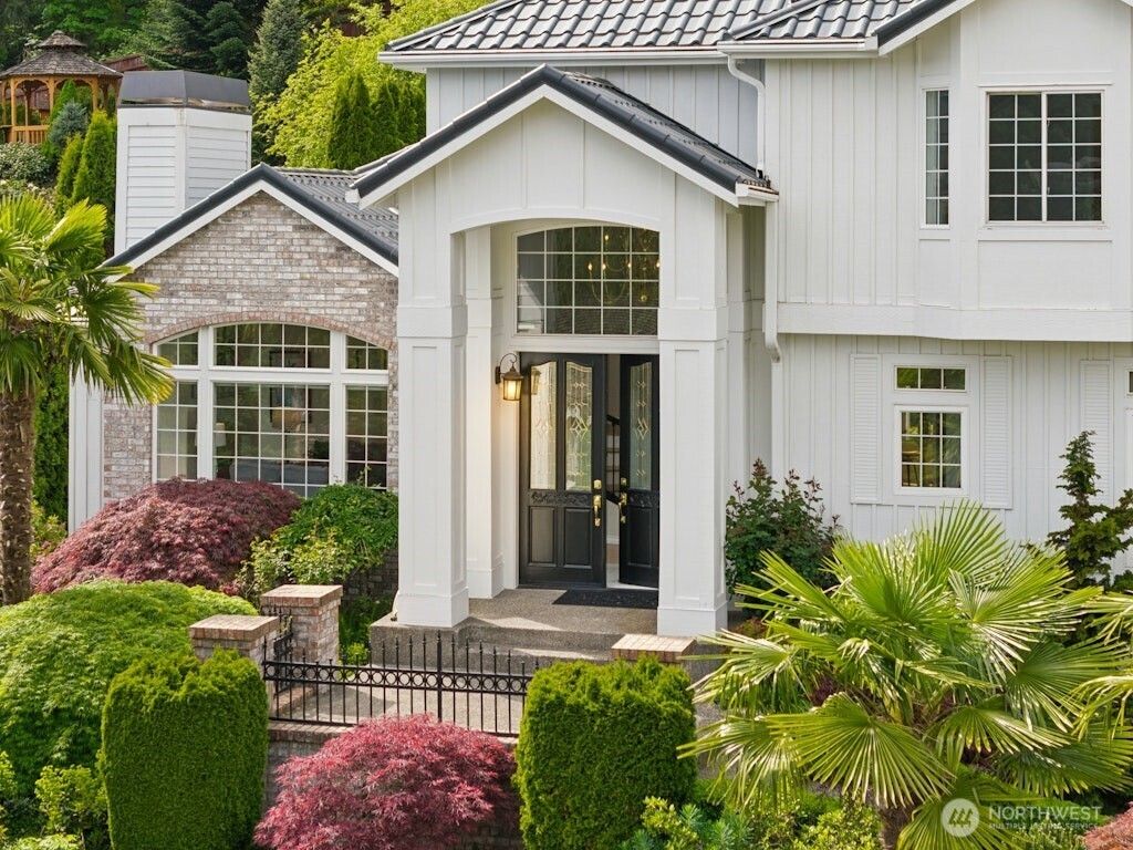 Photo of 6063 156th Place SE, Bellevue, WA 98006 (MLS # 2521489)