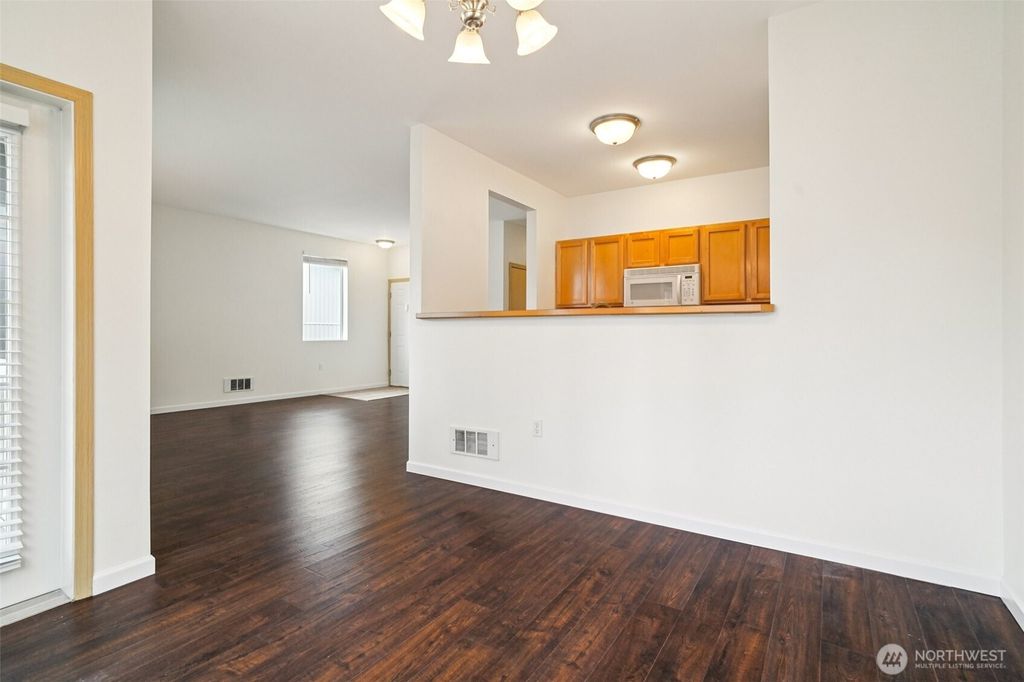 Photo of 2906 SE 8TH Place #2111, Renton, WA 98058 (MLS # 2508453)