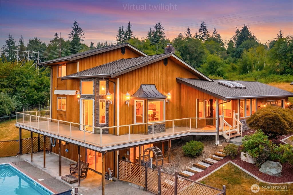 Photo of 7825 92nd Place NE, Marysville, WA 98270 (MLS # 2562214)