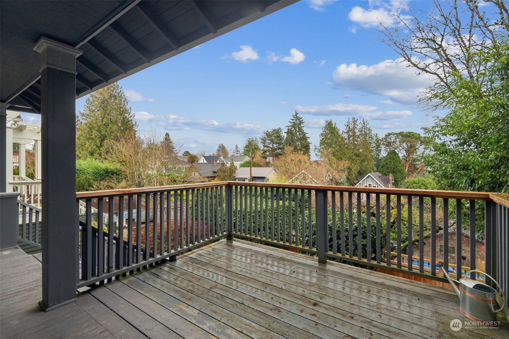 Photo of 1613 Grand Avenue, Seattle, WA 98122 (MLS # 2322075)