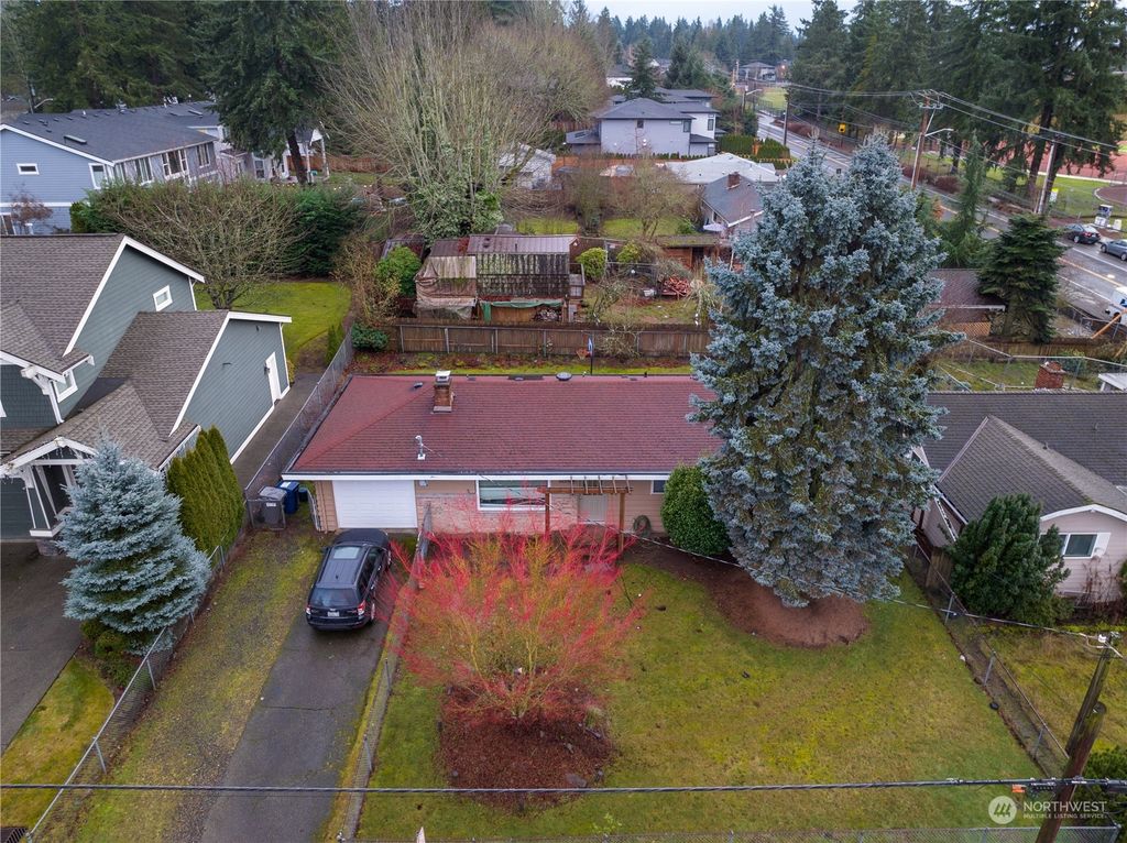 Photo of 12211 NE 80th Street, Kirkland, WA 98033 (MLS # 2192544)