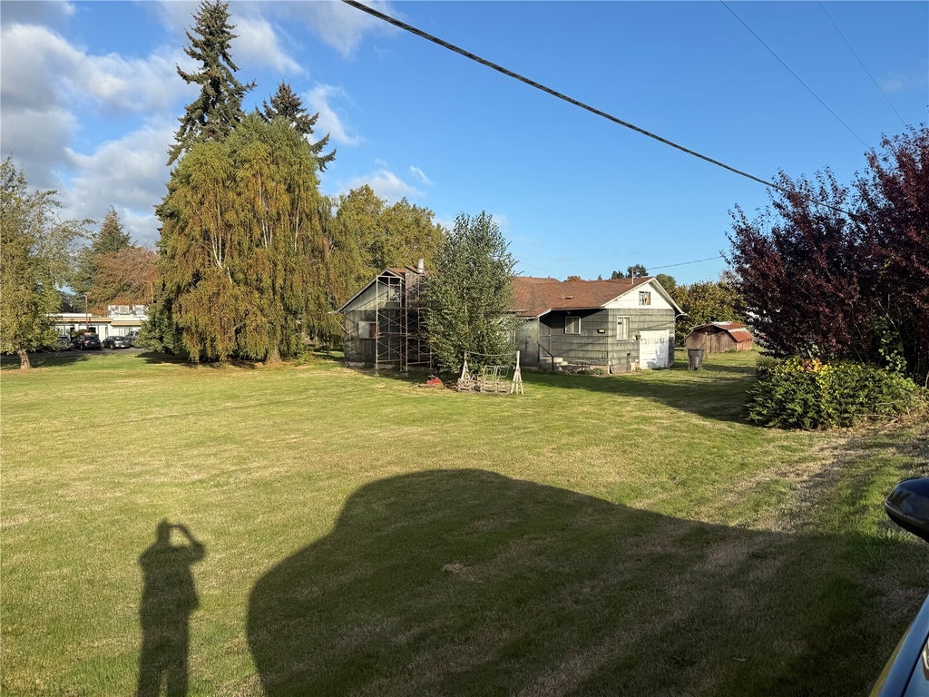 Photo of 1425 River Road, Longview, WA 98632 (MLS # 2597761)