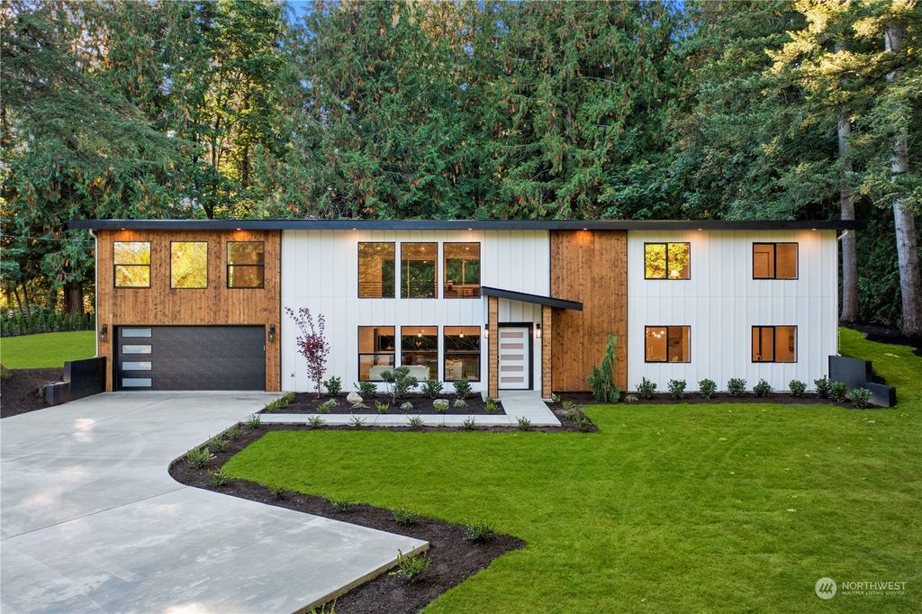 Photo of 23017 172nd Avenue SE, Kent, WA 98042 (MLS # 2169187)