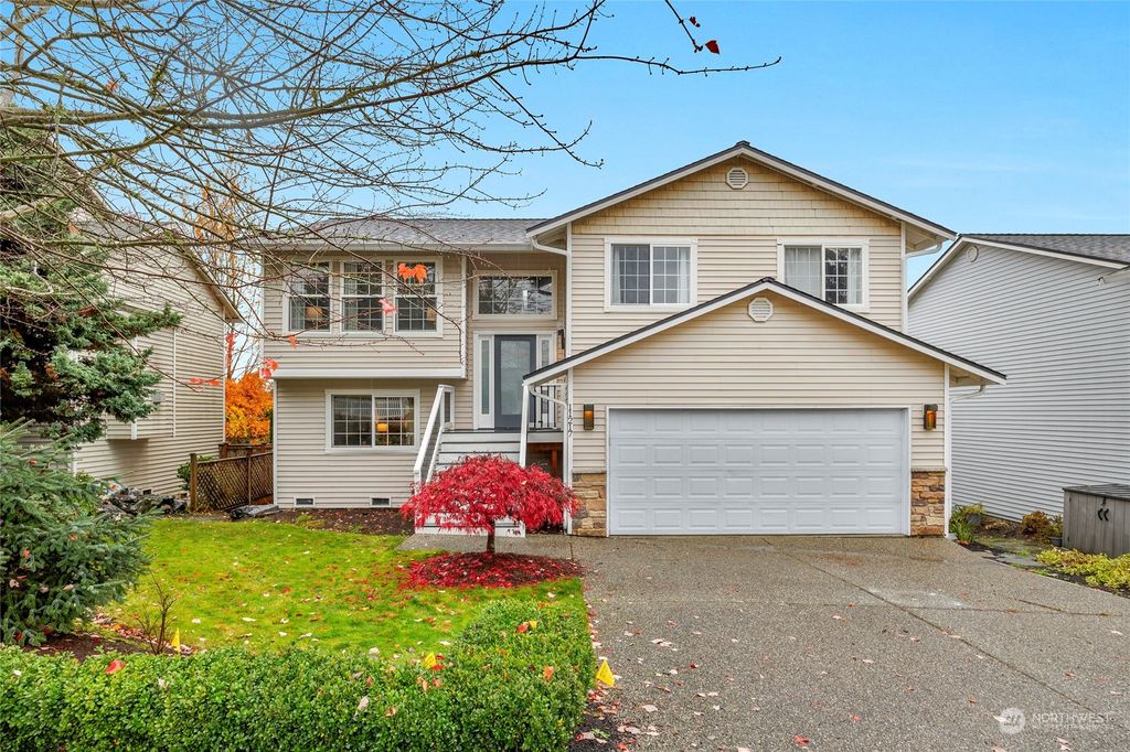 Photo of 11217 15th Place SE, Lake Stevens, WA 98258 (MLS # 2310262)