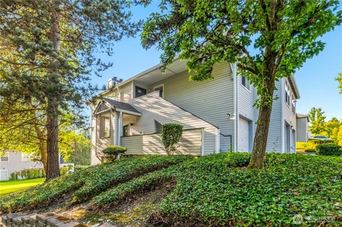 Photo of 33020 10th Avenue SW #N201, Federal Way, WA 98023 (MLS # 2570407)