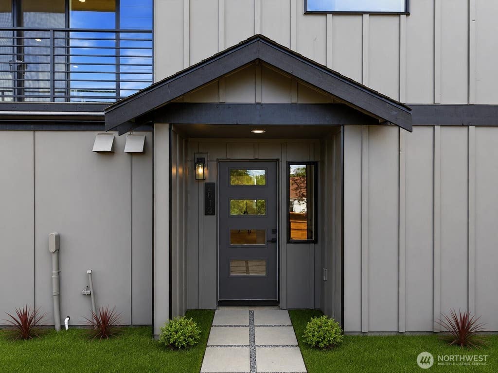 Photo of 2613 NW 87th Street, Seattle, WA 98117 (MLS # 2558504)