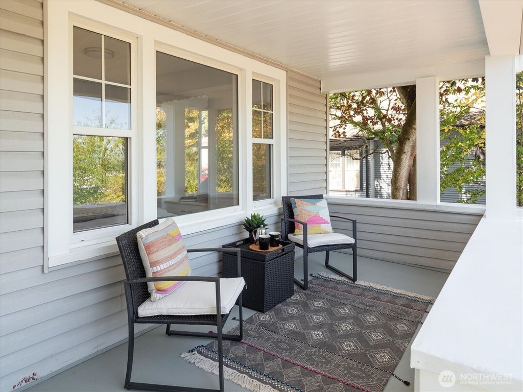 Photo of 3630 Lombard Ave Ave, Everett, WA 98201 (MLS # 2369094)