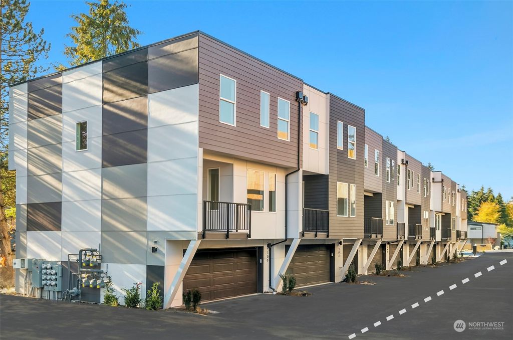 Photo of 15610 8th Avenue SW #112, Burien, WA 98166 (MLS # 2131253)