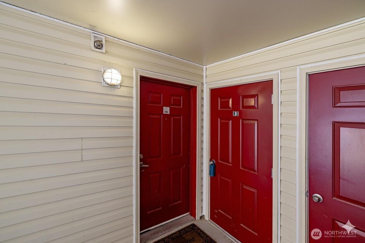 10709 Valley View Road B403