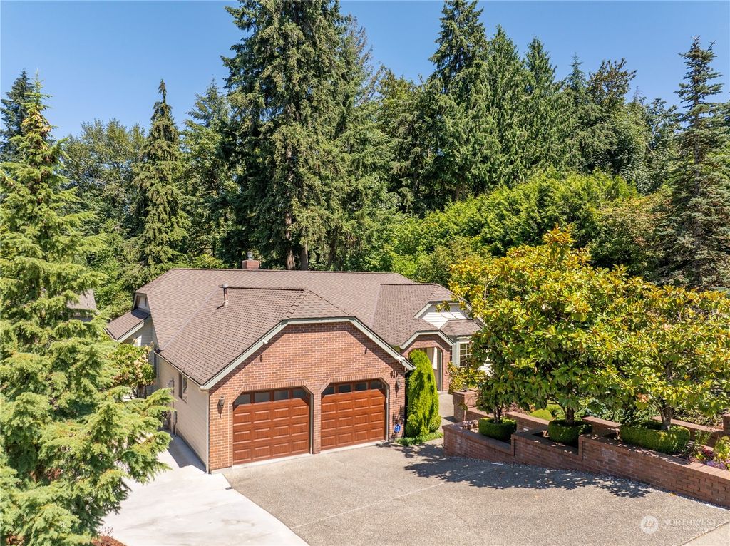 Photo of 13624 SE 79th Drive, Newcastle, WA 98059 (MLS # 2268065)
