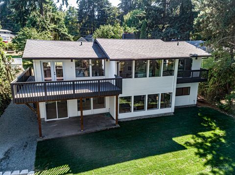 A home in Lake Tapps