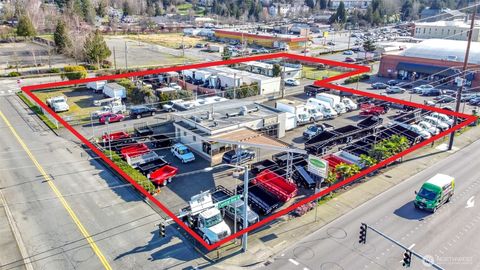 Photo of 418 Central Avenue N, Kent, WA 98032 (MLS # 2421906)