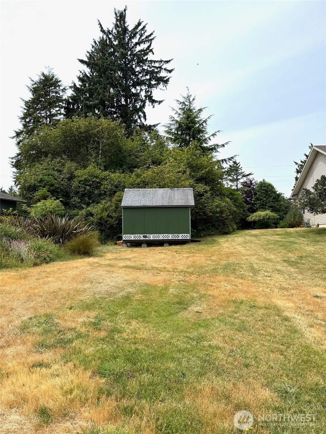 430 Dolphin Avenue SE