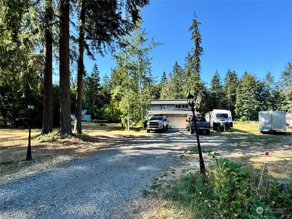 Photo of 32507 194th Avenue SE, Kent, WA 98042 (MLS # 2274714)