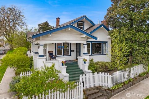 902 Wood Avenue Sumner WA 98390