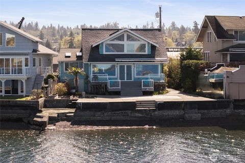 1838 Day Island Boulevard W University Place WA 98466