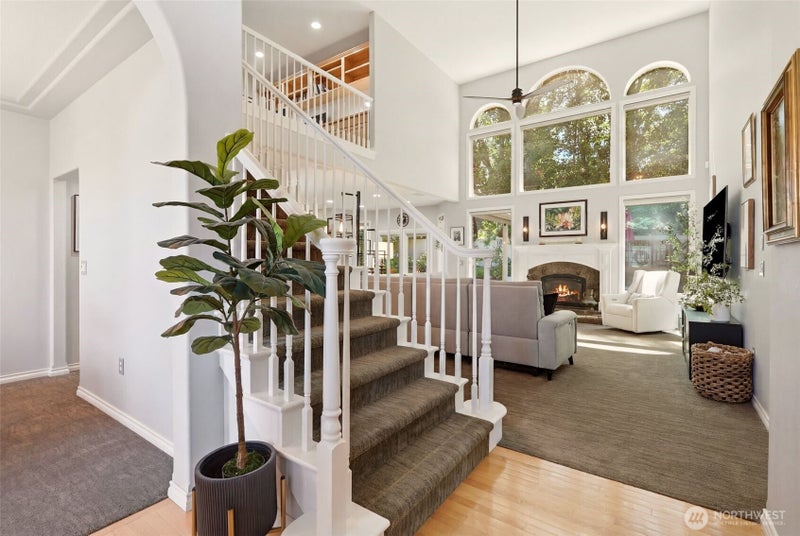 9111 N Kensington Drive