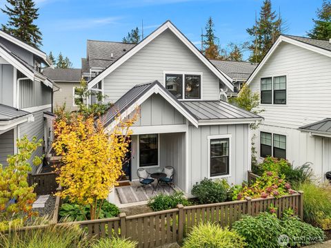 22773 SE 14th Court 10 Sammamish WA 98075