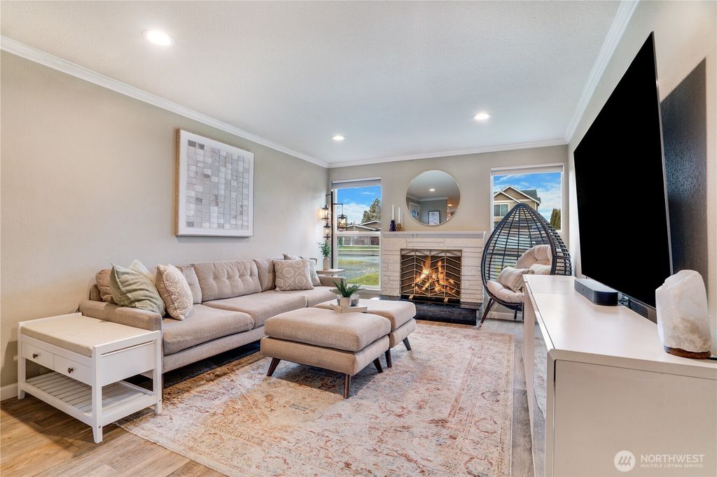 Photo of 6215 S Fife Street, Tacoma, WA 98409 (MLS # 2468553)