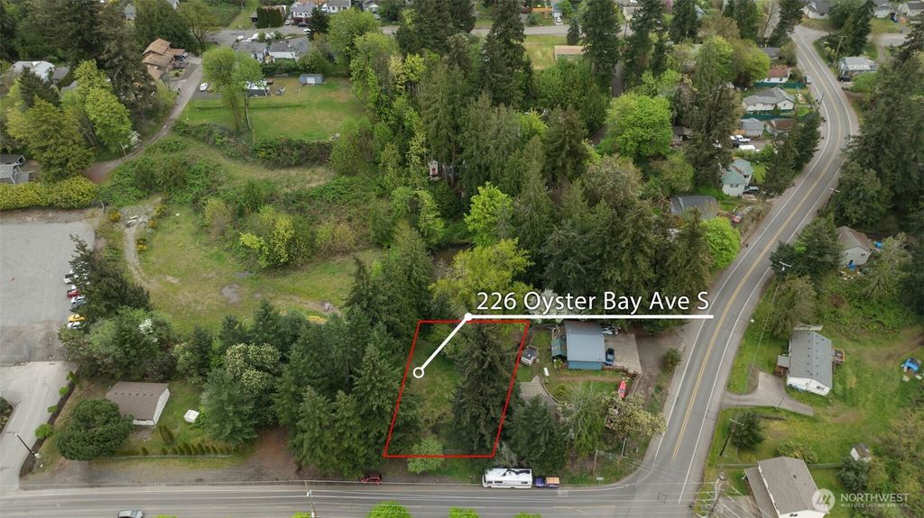Photo of 226 S Oyster Bay Ave Ave, Bremerton, WA 98312 (MLS # 2513438)