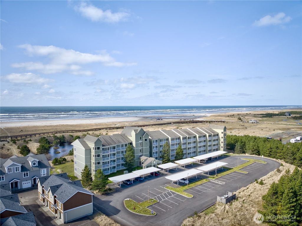 Photo of 501 Shoreview Dr S Dr #208, Long Beach, WA 98631 (MLS # 2499657)