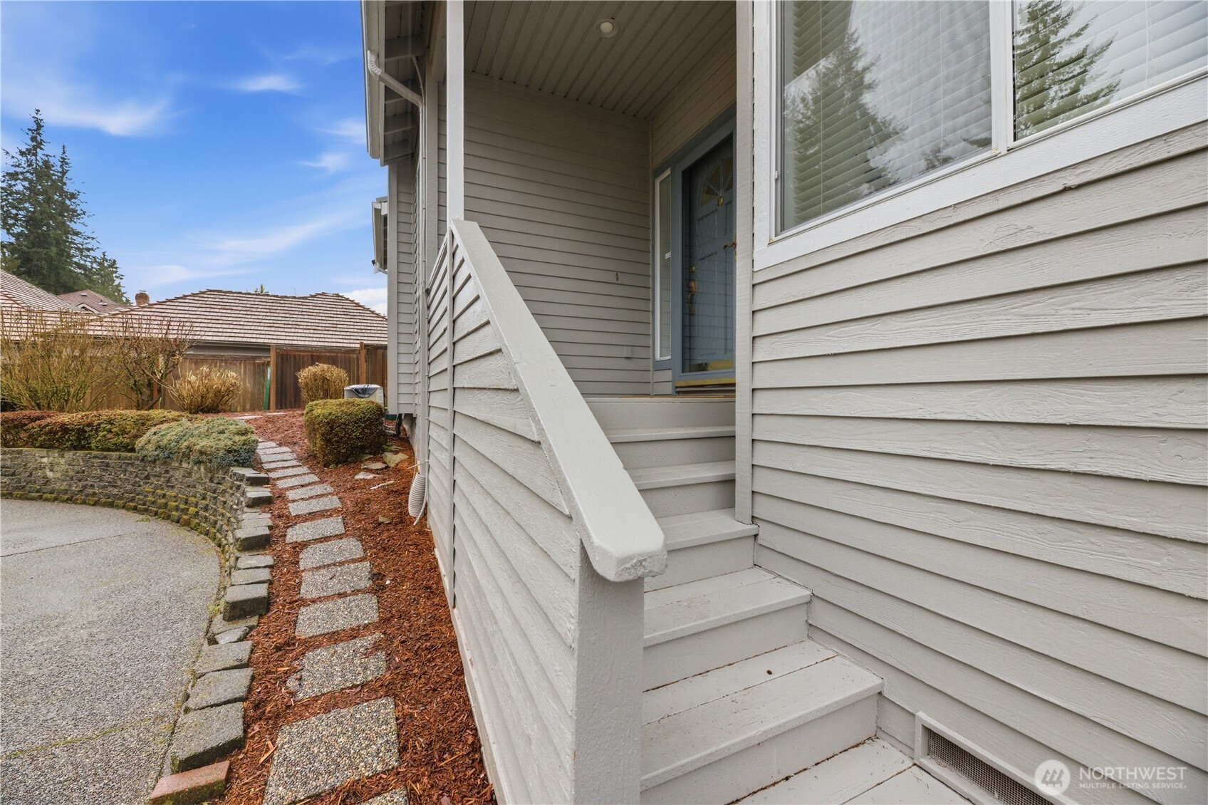 2000 Village Green Drive 16