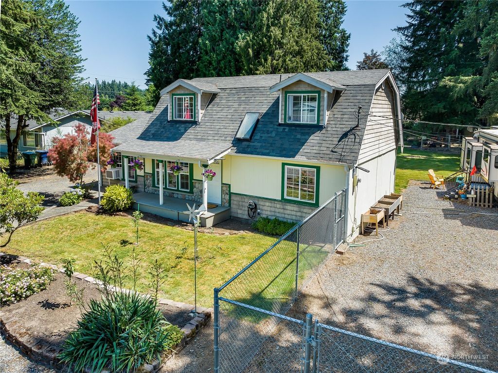 Photo of 8227 158th Drive NE, Lake Stevens, WA 98258 (MLS # 2262446)