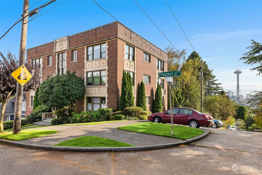 Photo of 405 Prospect Street #102, Seattle, WA 98109 (MLS # 2147325)