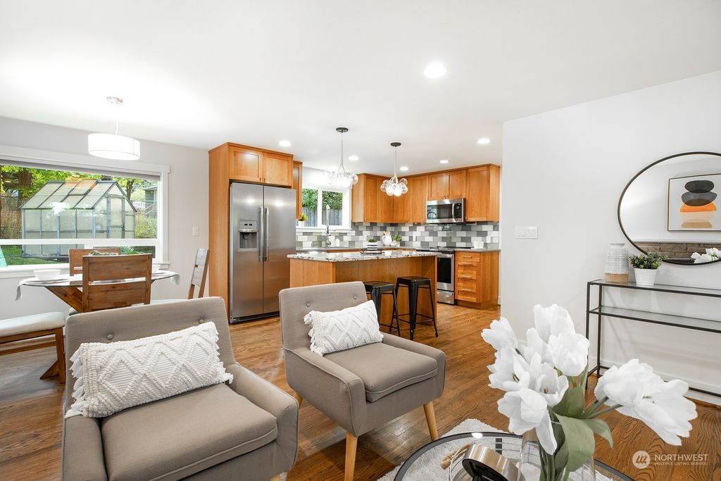 Photo of 12561 Roosevelt Way NE, Seattle, WA 98125 (MLS # 2132798)