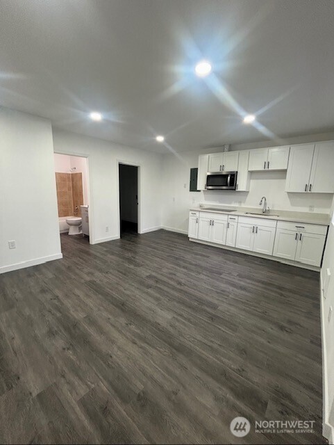 7662 S 134th Street