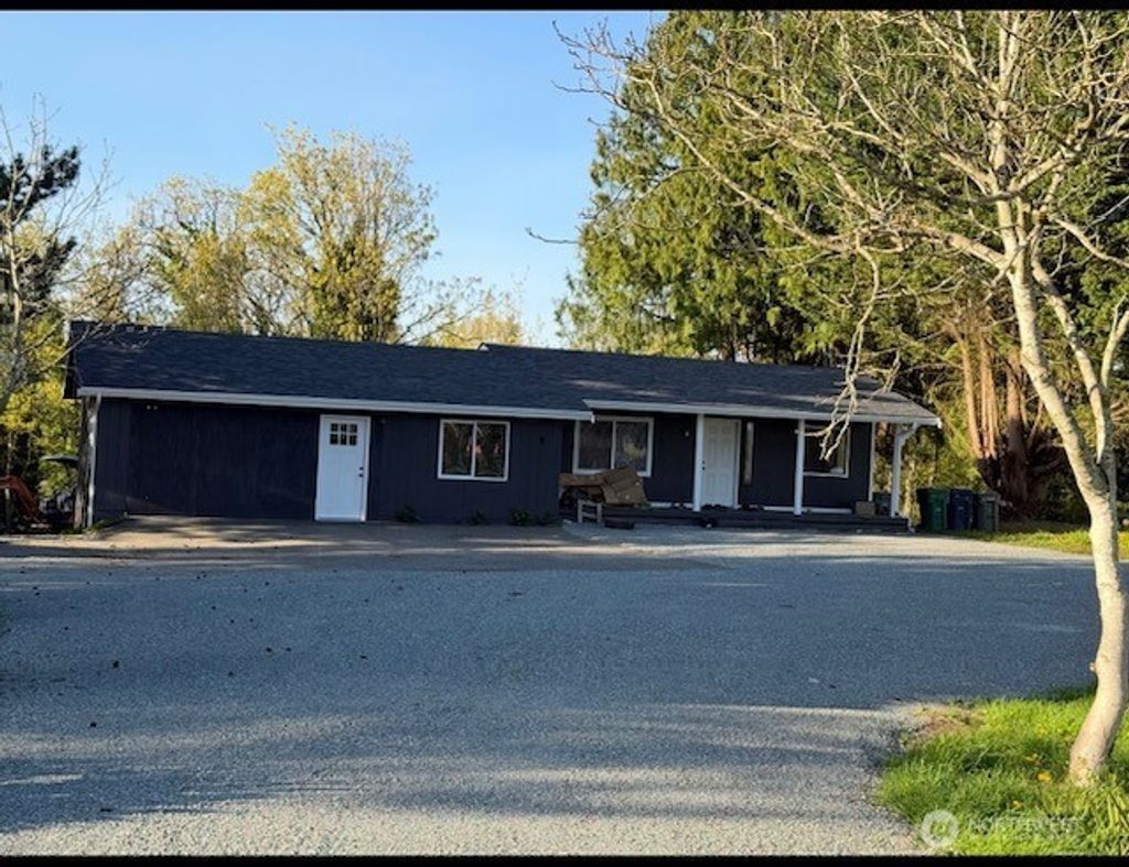 Photo of 7662 S 134th Street, Seattle, WA 98178 (MLS # 2402510)