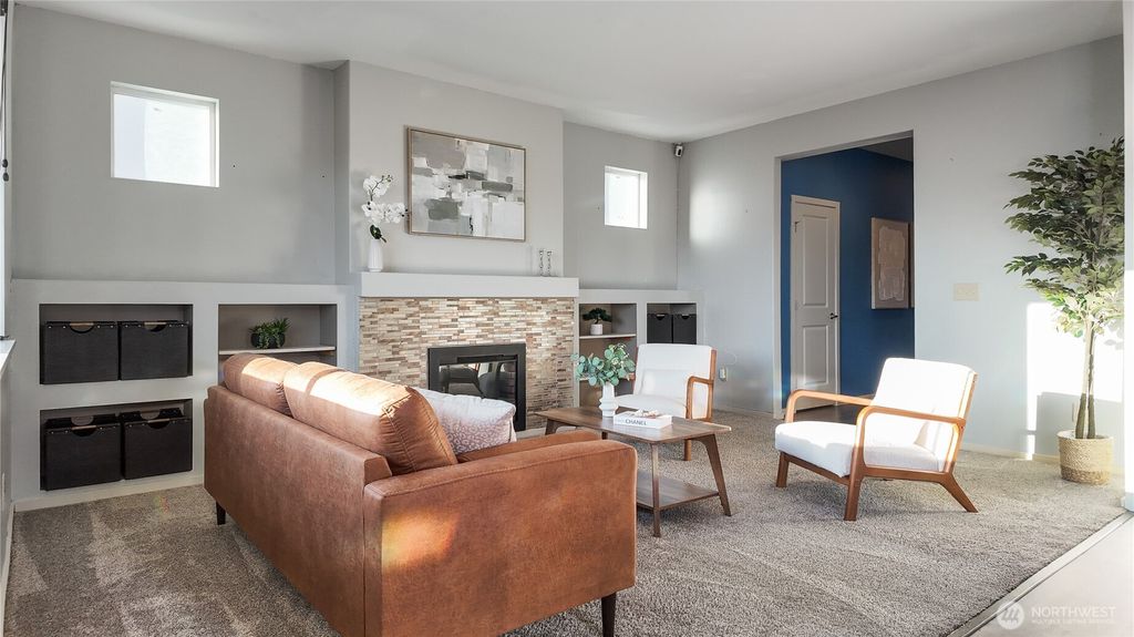 Photo of 20523 5th Avenue Ct E, Spanaway, WA 98387 (MLS # 2493556)