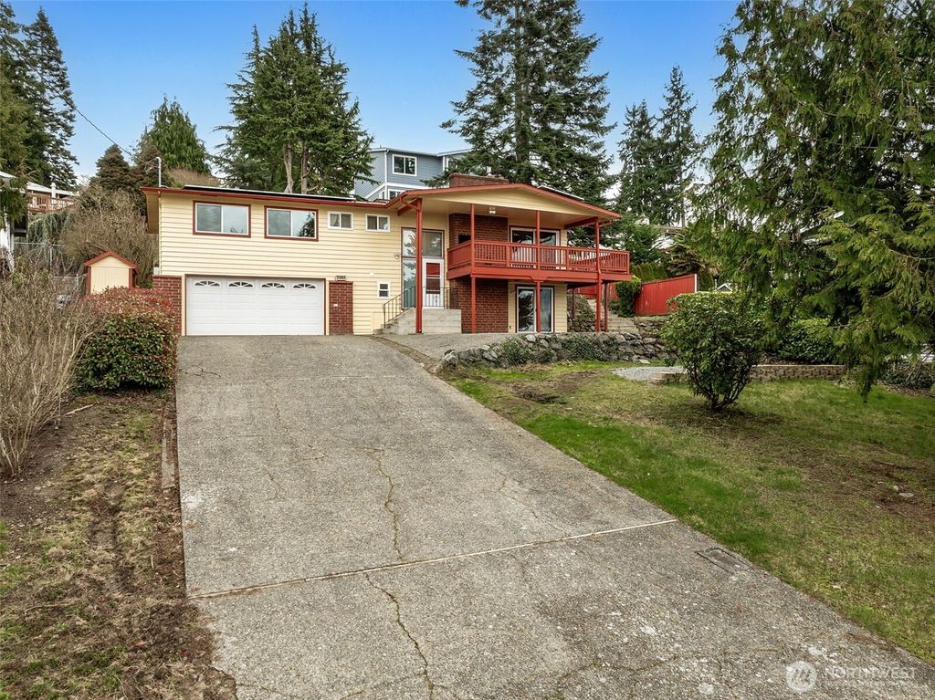 Photo of 22628 16th Avenue S, Des Moines, WA 98198 (MLS # 2487109)