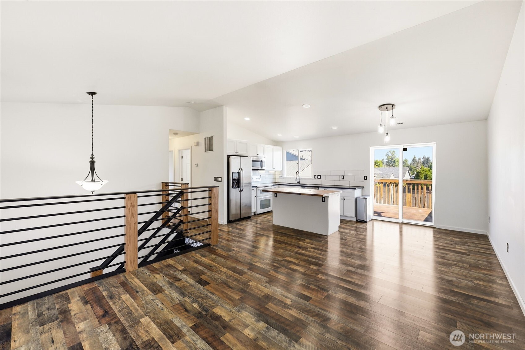 1119 127th Street E