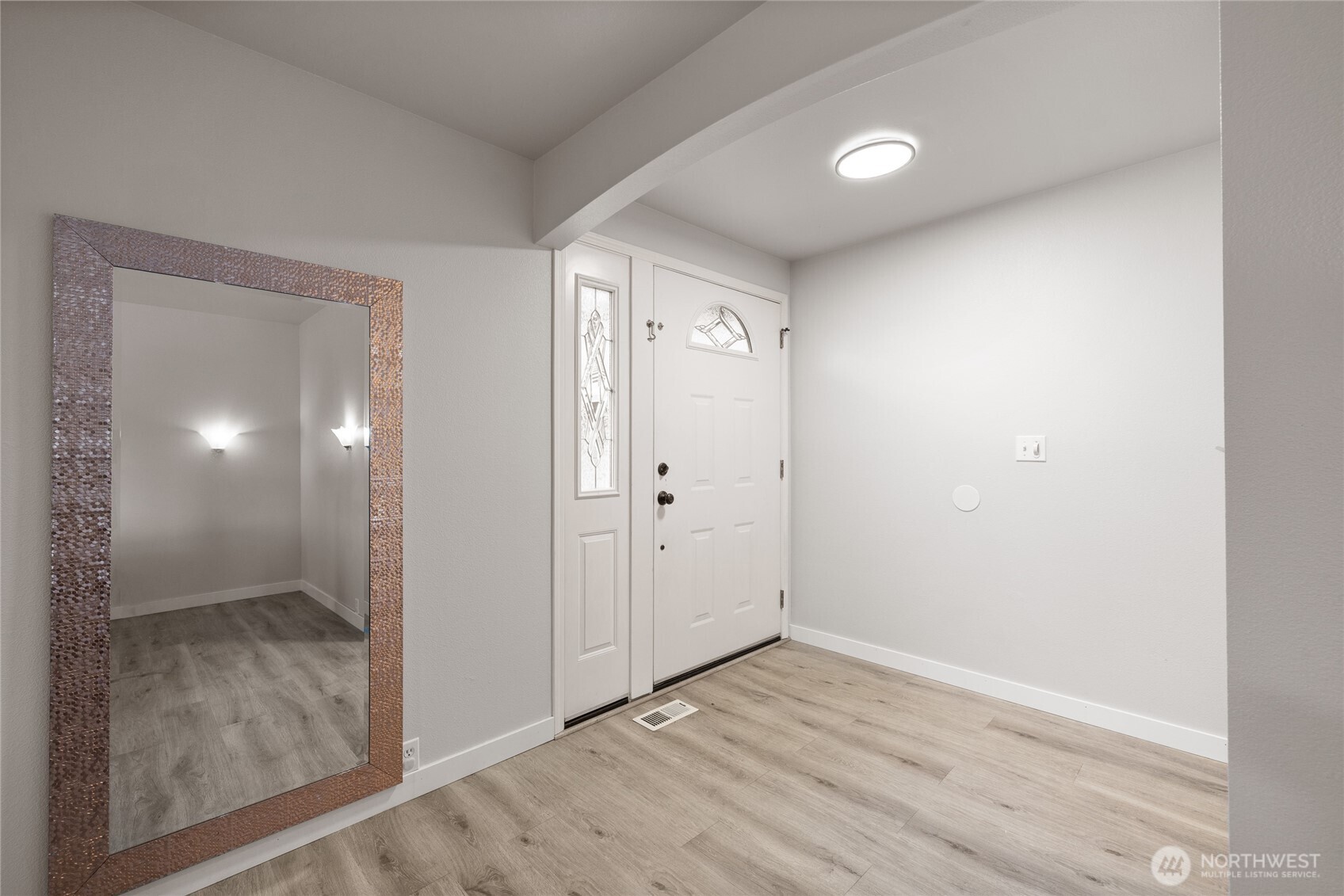 5502 82nd Street Court E