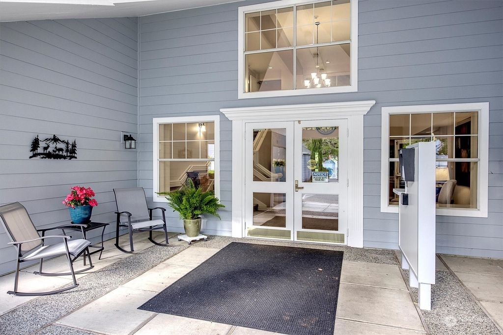 Photo of 4081 224th Lane SE #313, Issaquah, WA 98029 (MLS # 2282356)