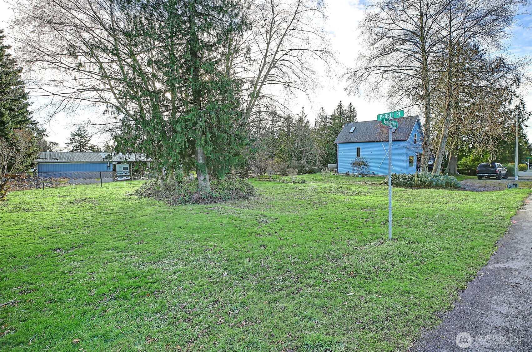 127 W Admirality Way