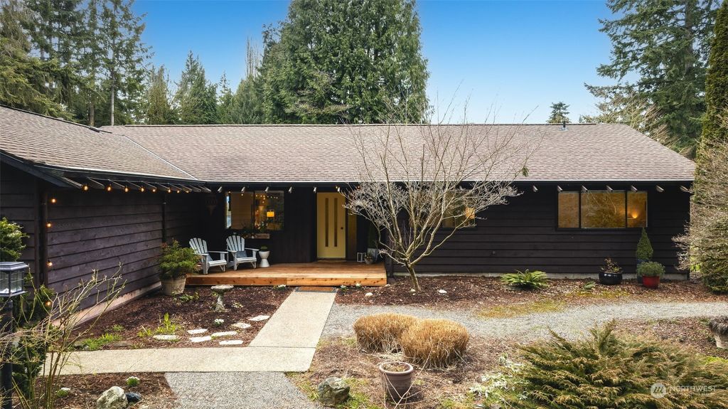 Photo of 20246 149th Place NE, Woodinville, WA 98072 (MLS # 2043684)