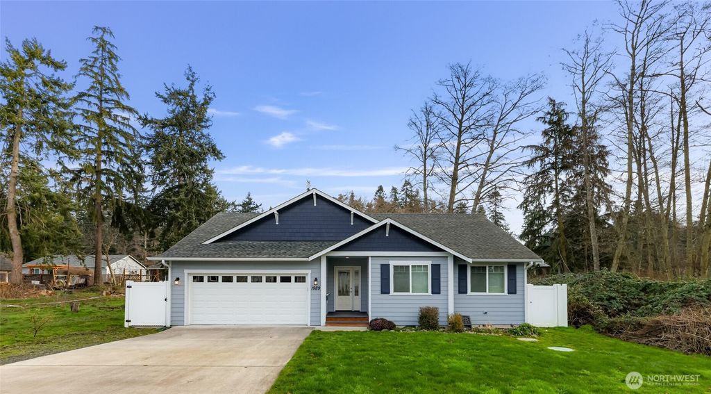 Photo of 1989 Virginia Avenue, Coupeville, WA 98239 (MLS # 2472951)