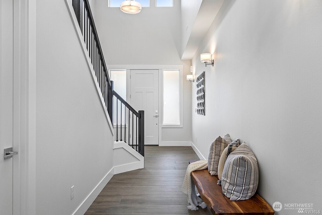 11110 209th Street Ct E